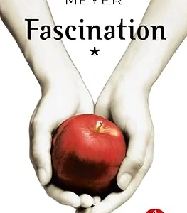 Bella, dix-sept ans, quitte l’Arizona ensoleillé où elle vivait avec sa mère pour s’installer chez son père. Elle croit renoncer à tout ce qu’elle aime, certaine qu’elle ne s’habituera jamais à la pluie, ni à la petite ville de Forks. La rencontre d’Edward, un lycéen de son âge d’une beauté inquiétante, pourrait lui faire changer d’avis… Quels mystères cache cet être insaisissable aux humeurs si changeantes ? À la fois attirant et inatteignable, Edward Cullen n’est pas humain. Il est au-delà de cela. Bella en est convaincue.