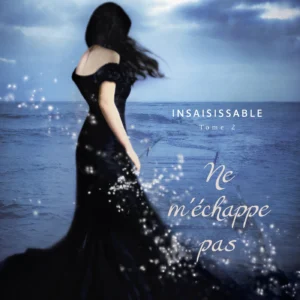 MON POUVOIR EST CHAOS JE SUIS LEUR SEUL ESPOIR ILS ME RECHERCHENT JE LEUR ÉCHAPPERAI ILS VEULENT ME POSSÉDER PERSONNE NE PEUT M’ATTEINDRE ILS ME CROIENT FAIBLE JE LES BRISERAI LUI SEUL PEUT ME SAUVER L’AIMER C’EST LE CONDAMNER Juliette se réfugie au Point Omega, le quartier général de la résistance. Cette forteresse souterraine et ultra-moderne cache les gens dotés de pouvoirs extraordinaires. Pourtant, son toucher mortel fait toujours d’elle un paria. De son côté, Warner, le fils du commandant suprême, réprime toute rébellion dans le secteur qu’il dirige. Toujours aussi obsédé par la fuite de Juliette, il veut la retrouver, quoi qu’il lui en coûte. Il n’a pas oublié non plus ceux qui ont permis son évasion, Adam et Kenj, à qui il compte bien faire payer leur trahison. L’affrontement est inévitable… Juliette, tiraillée entre son amour pour Adam et la soudaine attirance qu’elle ressent pour Warner, devra choisir son camp. Car elle est l’arme absolue, la seule qui puisse raviver l’espoir d’un monde dévasté.