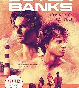 C’est le début des vacances de printemps dans les Outer Banks, et l’île est envahie de riches touristes. JJ et John B décident de s’éclipser au large, loin des Kooks, pour pêcher au harpon dans une zone dangereuse des Frying Pan Shoals, le Cimetière de l’Atlantique. Sur place, ils tombent sur un groupe de jeunes Kooks, dont Savannah, qui ne laisse pas JJ indifférent. Mais les deux groupes sont pris dans une tempête, et Savannah se retrouve coincée à bord du Pogue en compagnie de John B et JJ. Tous trois décident de se réfugier dans un phare. Alors qu’ils tentent de remettre ce dernier en marche et que JJ et Savannah se rapprochent, le trio tombe sur des trafiquants d’armes dont la livraison a été interrompue par la tempête…Nos aventureux Pogues parviendront-ils à se sortir de ce mauvais pas ? Le roman officiel de la série Netflix, véritable phénomène chez les ados. Quelque part entre Sunset Beach et Riverdale, le nouveau drama adolescent de Netflix est captivant.