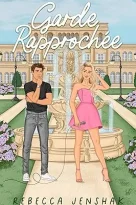C'est le dernier mec pour lequel je devrais craquer. La fac de Valley U devait être un tout nouveau départ pour moi après les paillettes et le glamour d'Hollywood. Je ne voulais pas être cet enfant star qui squatte les télés du monde entier. J'avais envie de me sentir normale. En voyant le même beau gosse devant ma résidence tous les jours, je pars du principe qu'il s'agit d'un autre étudiant comme moi